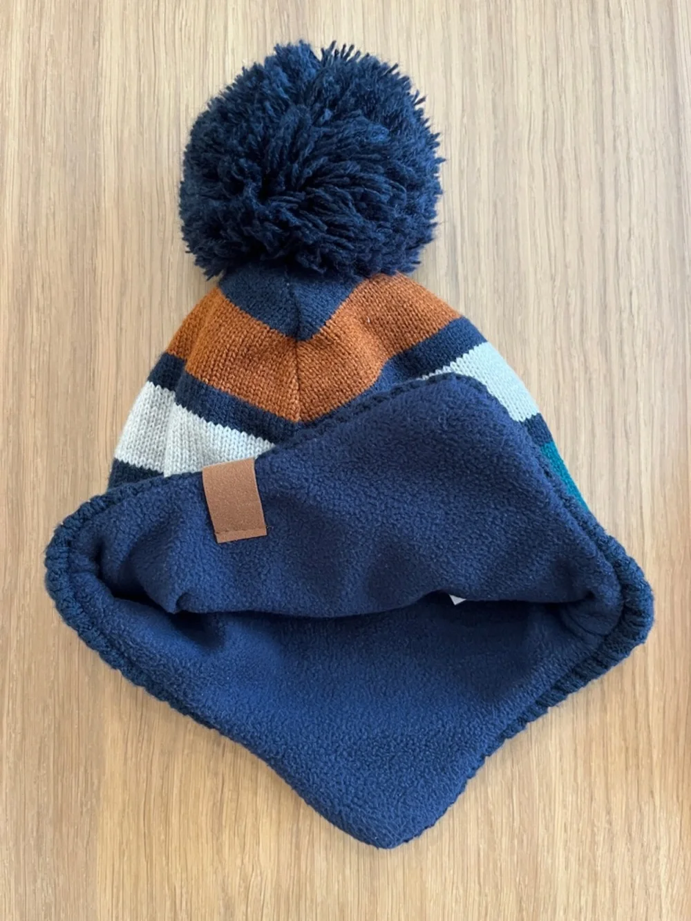 Amazon, Boy’s very warm and cozy lined winter hat and loop scarf, size 1-3 years